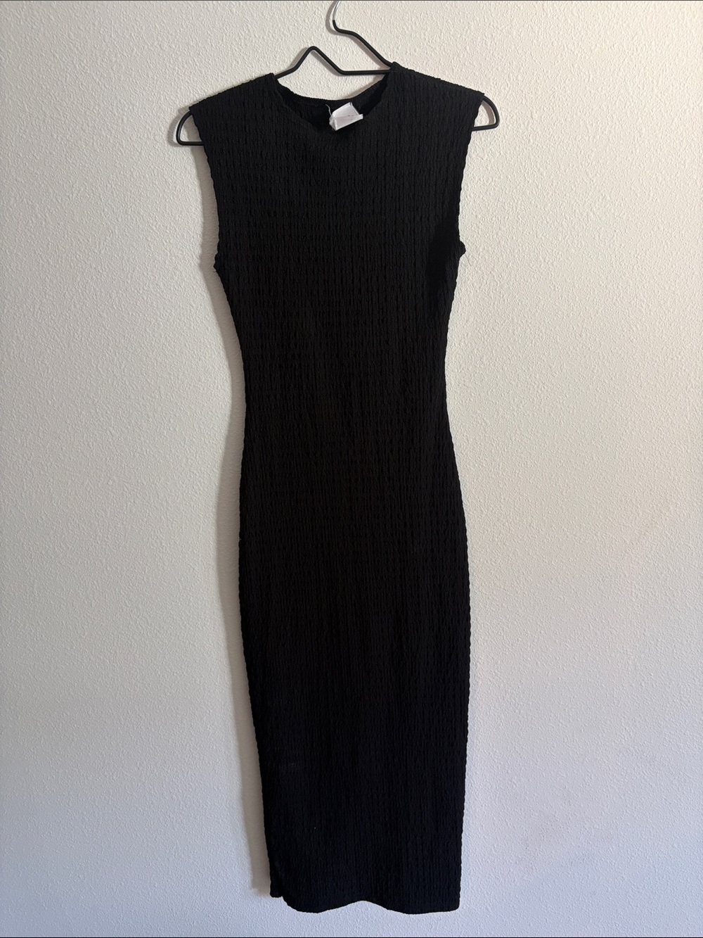 Sleeveless Black Midi Dress